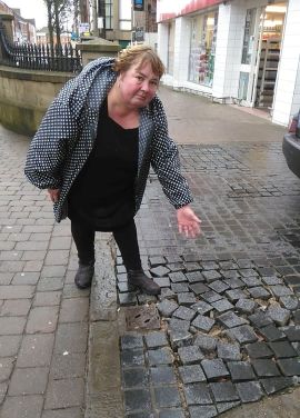 loose cobbles